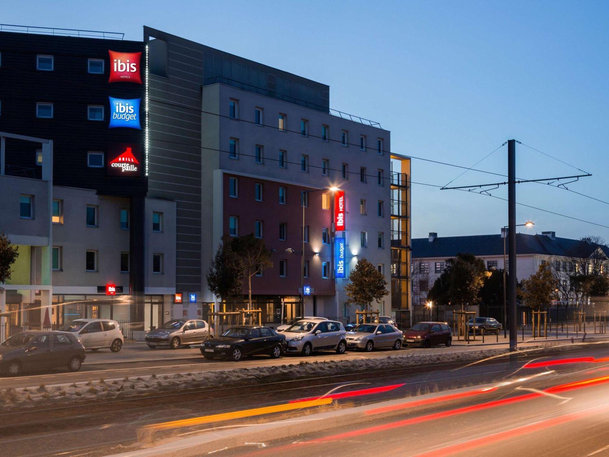 ไอบิส ออร์ลี เชวิลี ทร็อง 7 Hotel วิทรี-ซูร์-แซน ภายนอก รูปภาพ